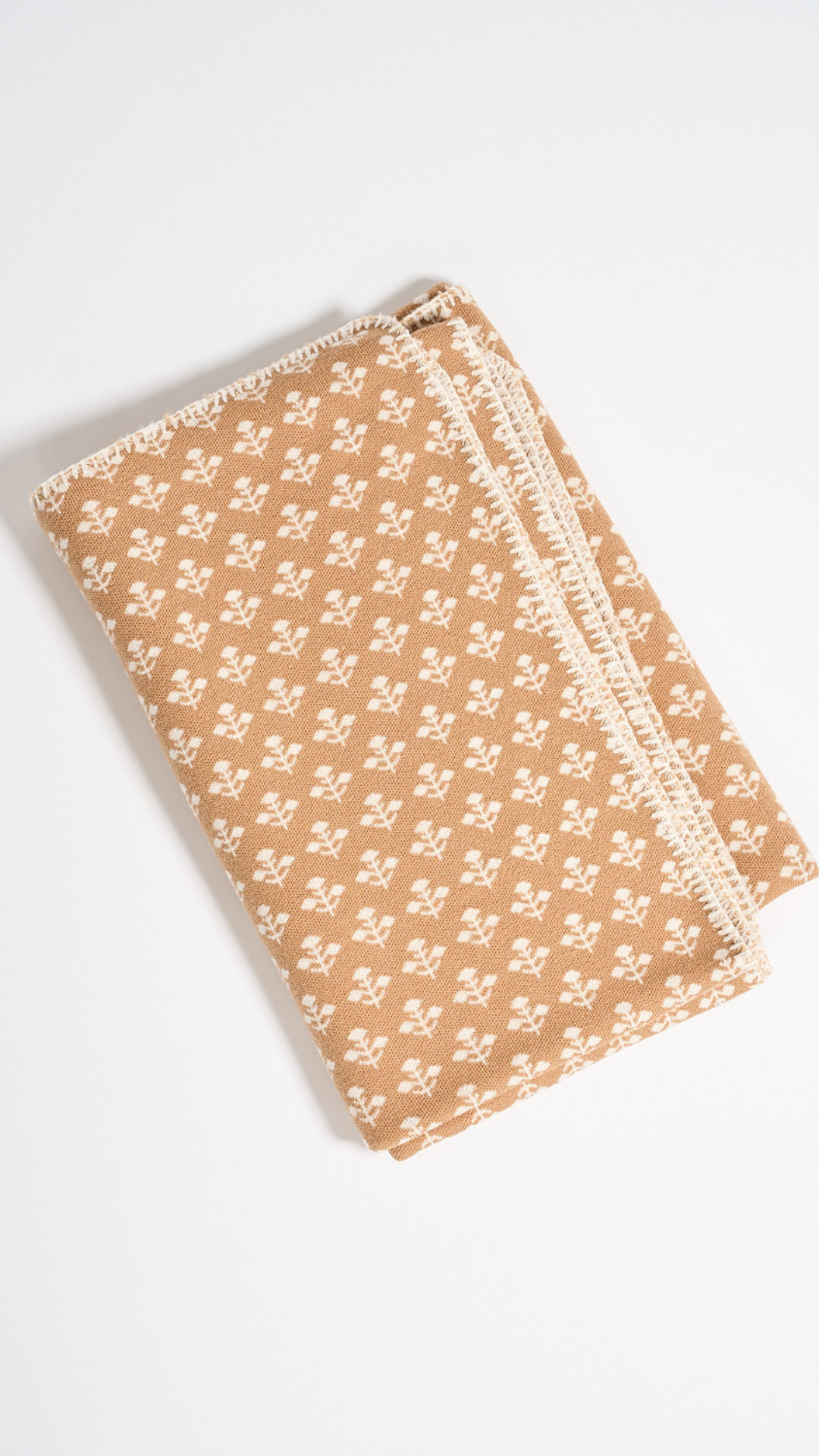 Marea Flower Blanket - Camel