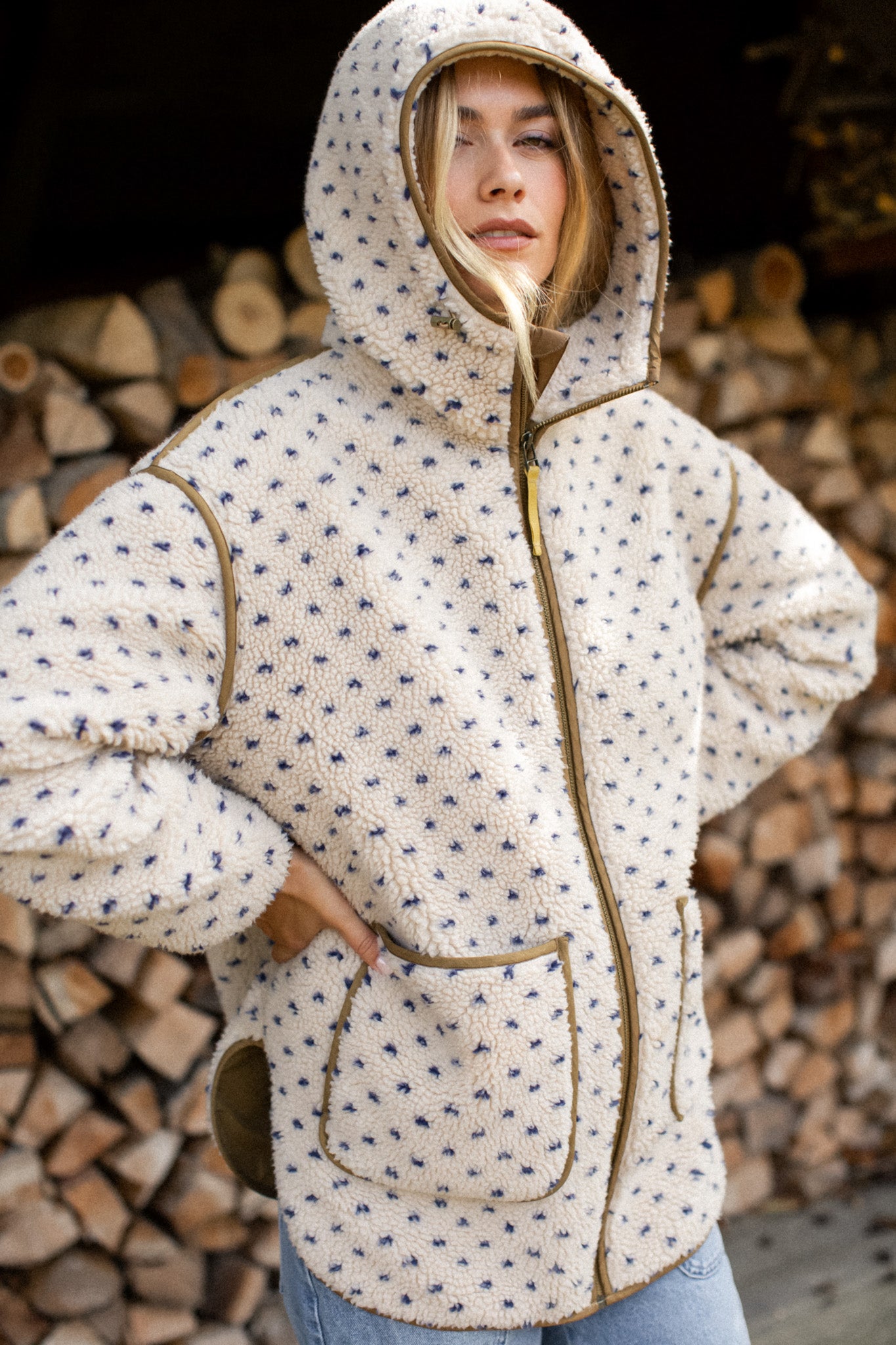 Hooded Sherpa Jacket - Ivory/Blue Birdseye