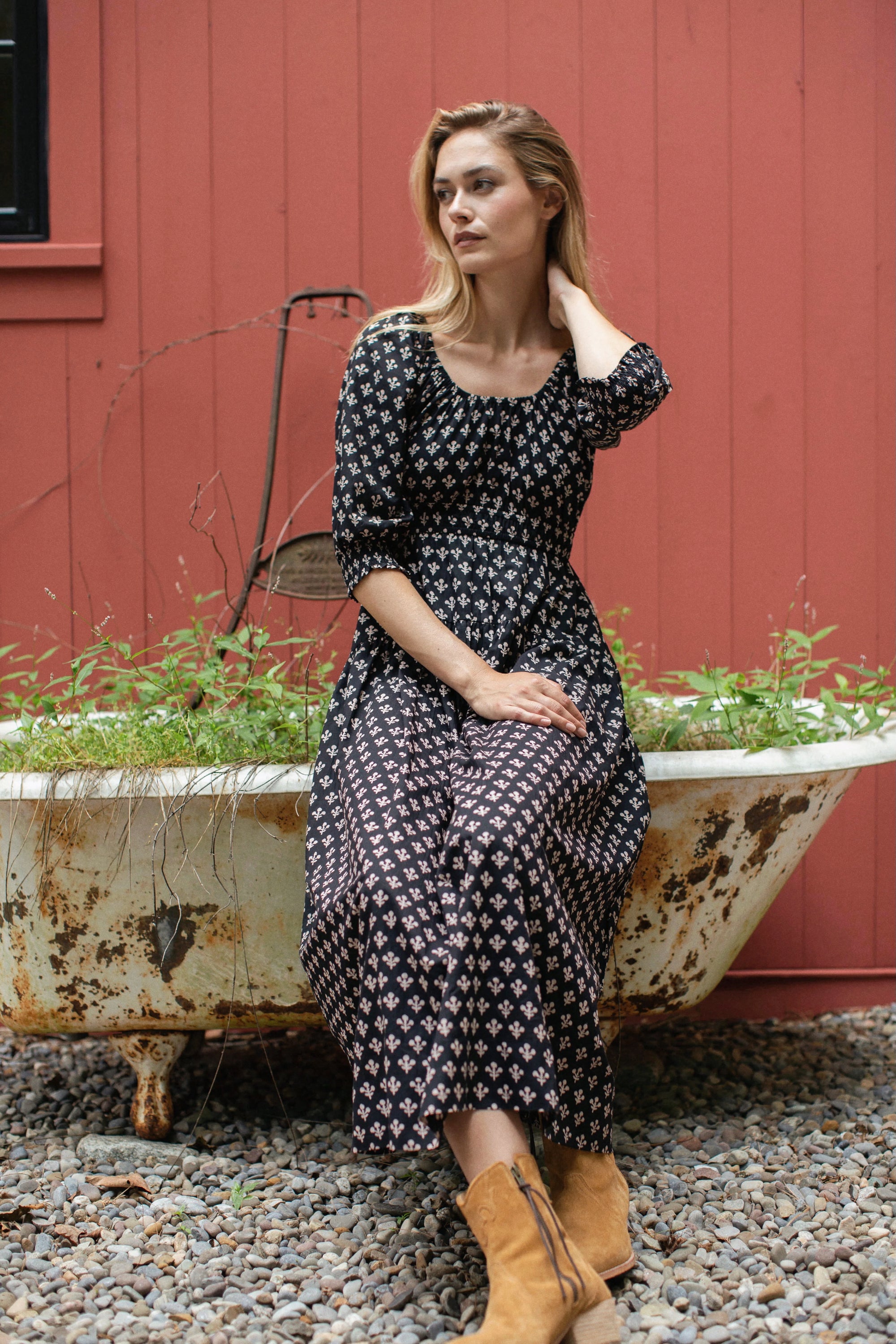 Abby Dress - Black Marea Flower