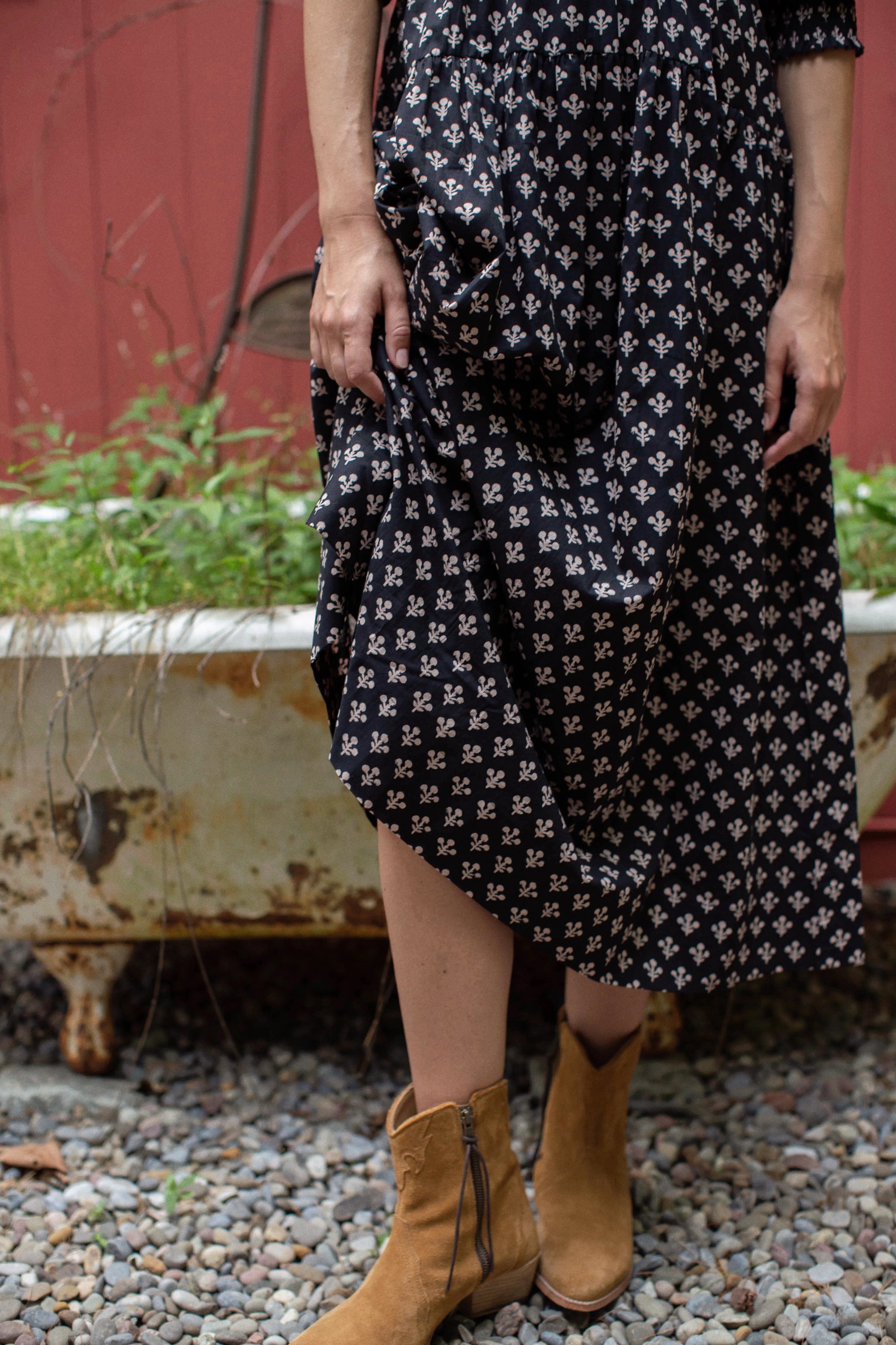 Louisa Skirt - Black Marea Flower