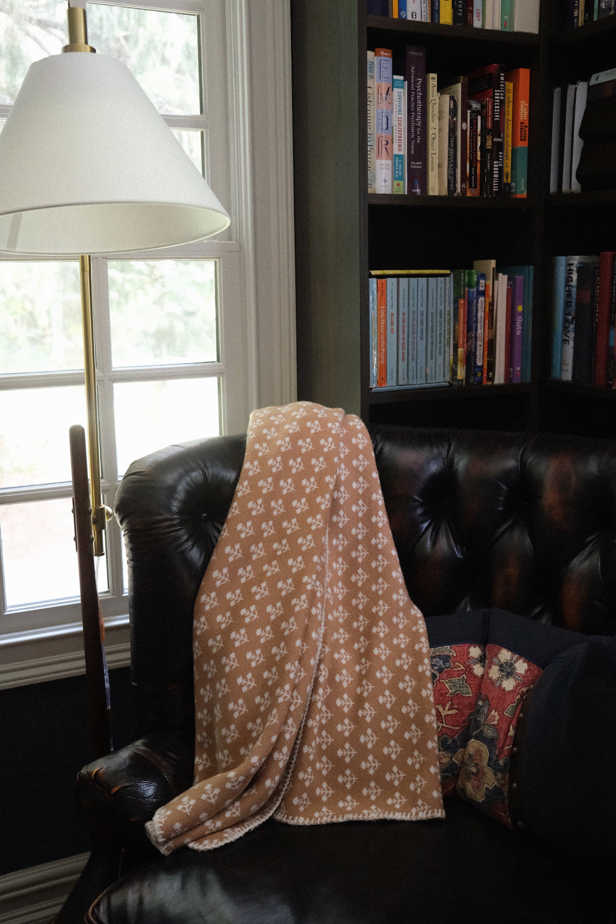 Marea Flower Blanket - Camel