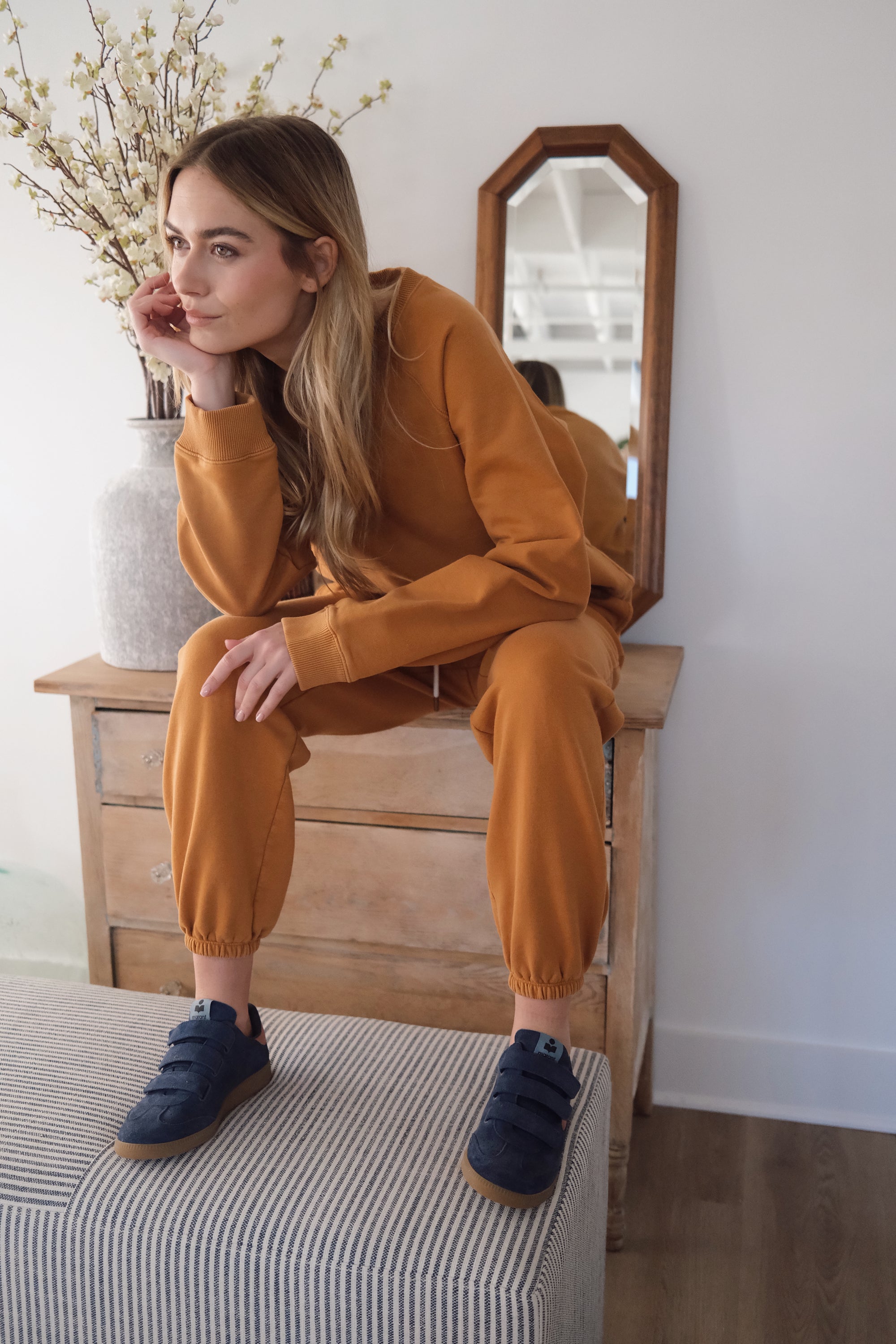 Vintage Fleece Sweatshirt - Camel