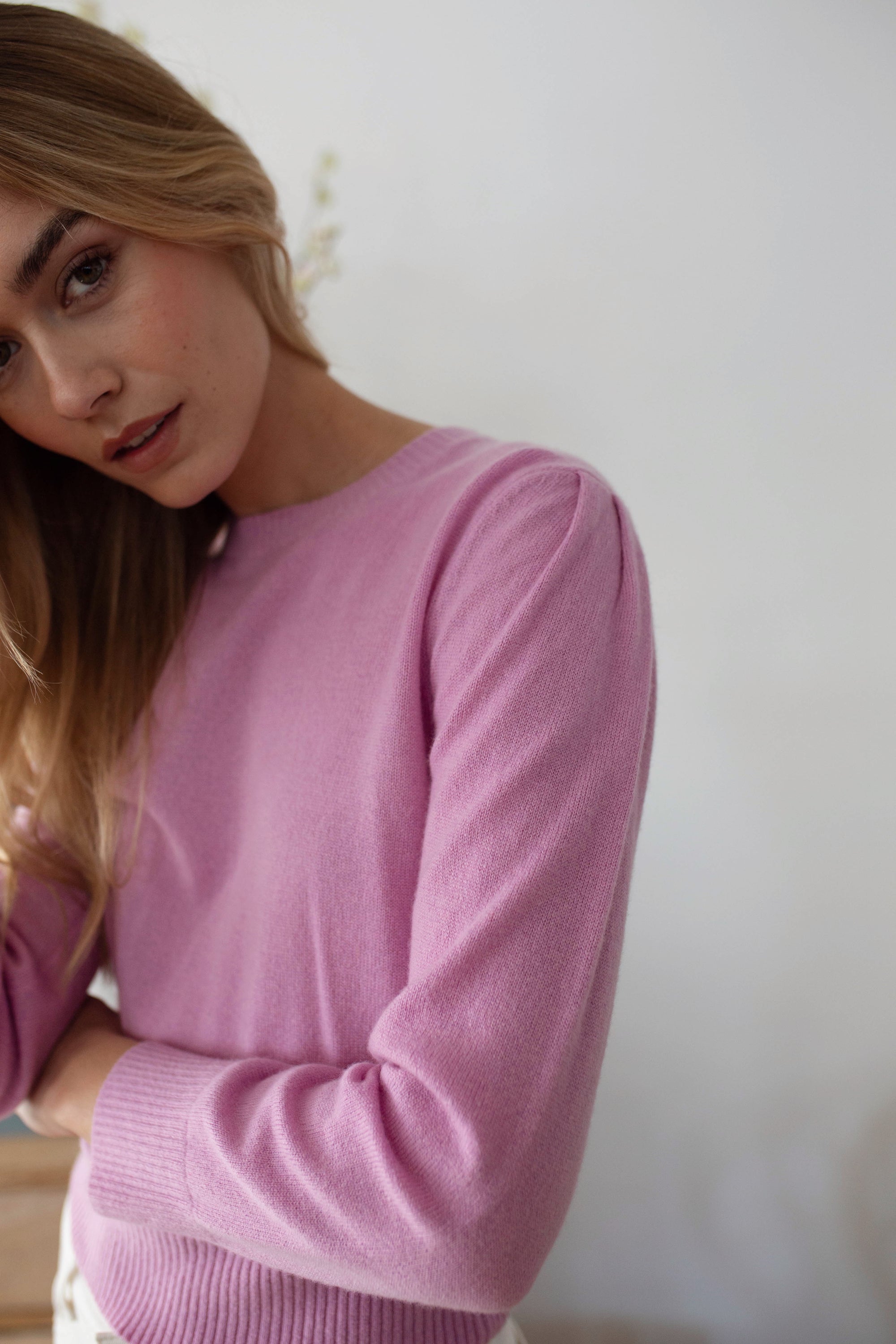 Cashmere Puff Sleeve Crewneck Sweater - Lilac