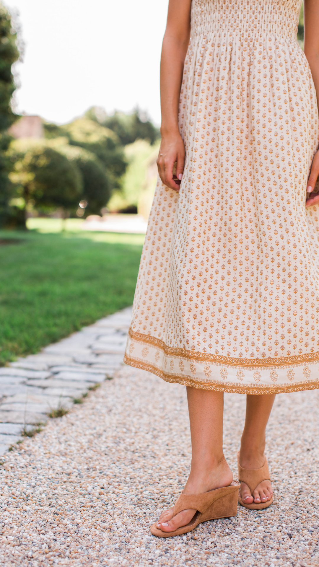 Sara Smocked Midi Dress - Dune Mini Petunia
