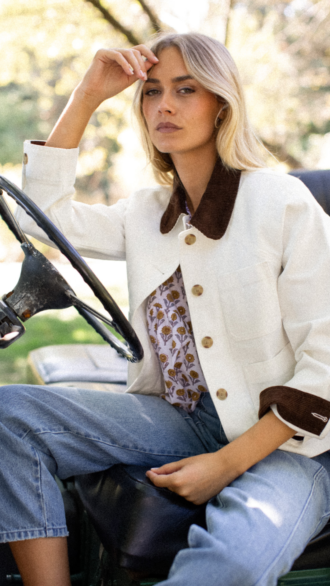 Marea by Liz Joy Denim Lee Barn Jacket - White - Female - ( M ) Marea by Liz Joy Denim Lee Barn Jacket - White - Female - ( M )