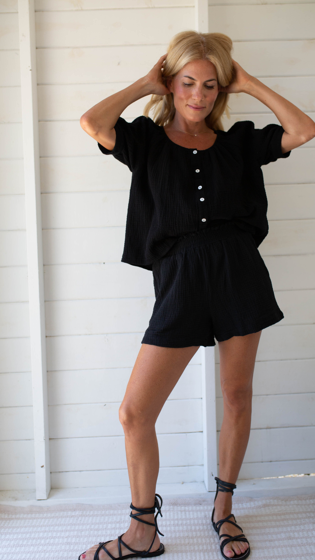 Ava Gauze Shorts - Black