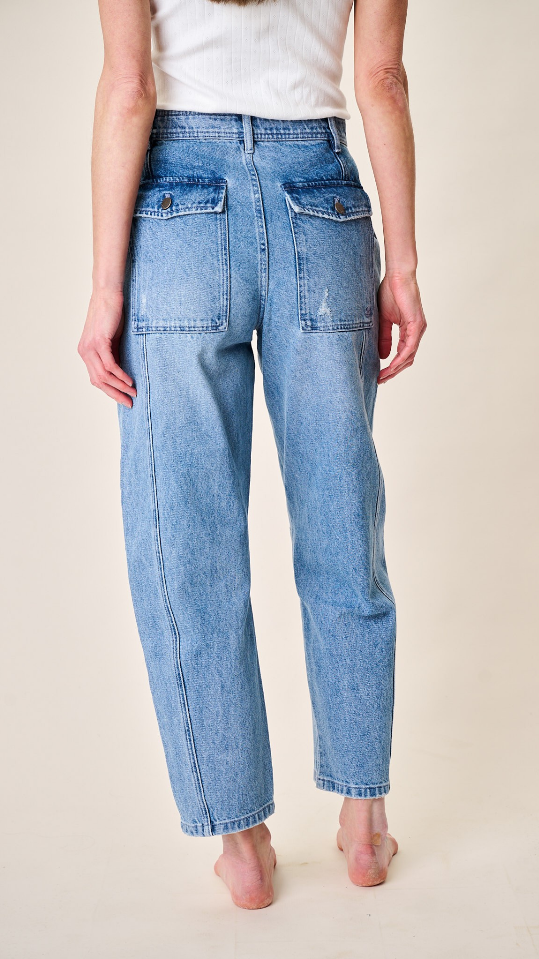 Meade High Rise Barrel Jean - Mill Plain Wash