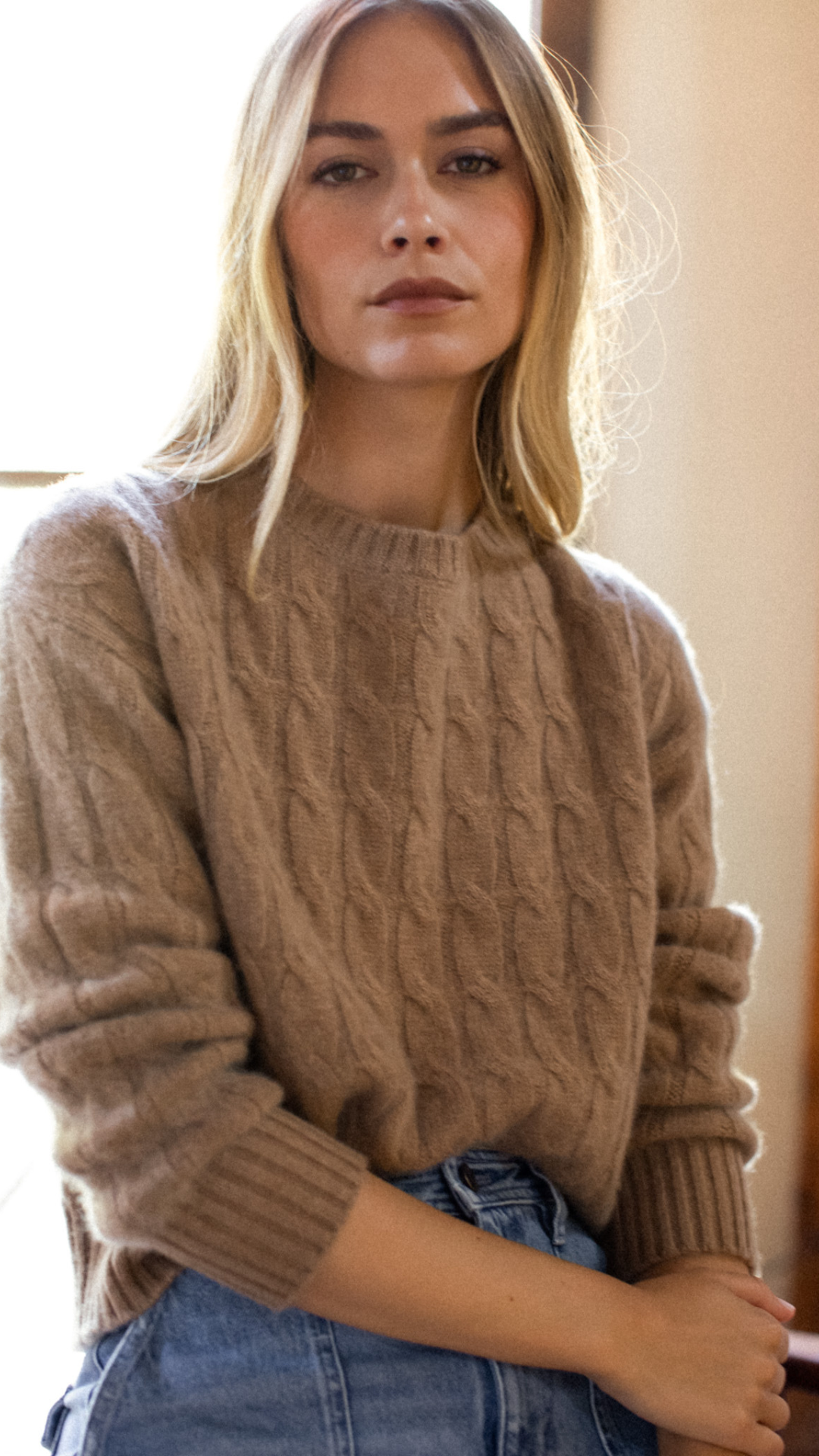 Slouchy Cable Knit Cashmere Sweater - Camel