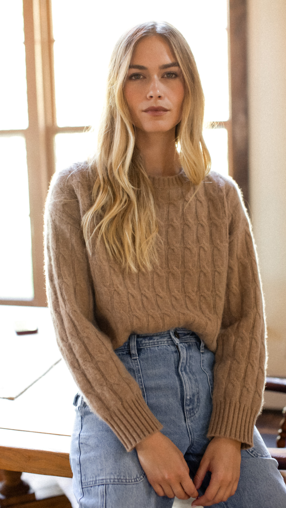 Slouchy Cable Knit Cashmere Sweater - Camel
