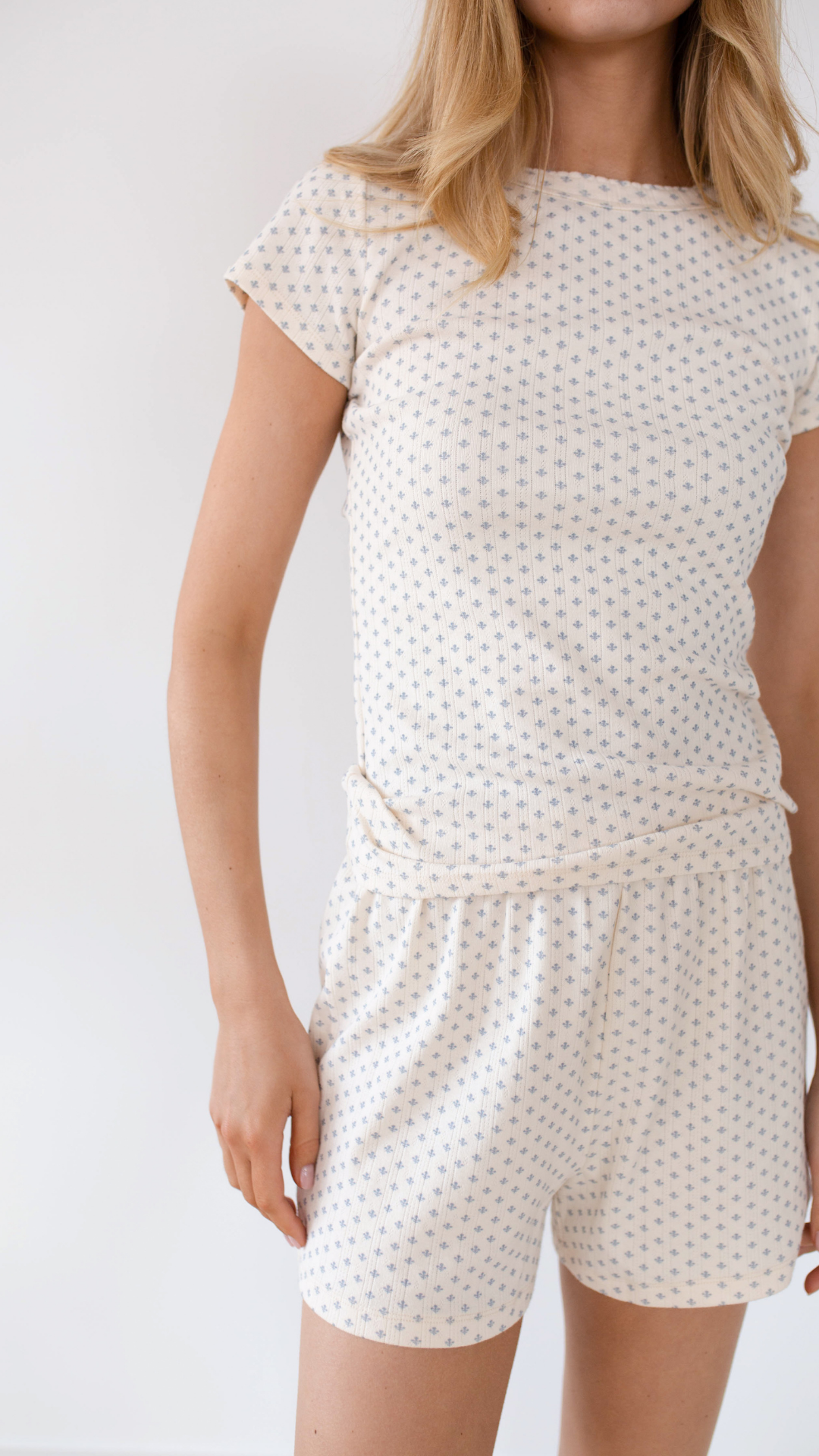 Pointelle Short Sleeve Crewneck - Ivory/Blue Marea Flower