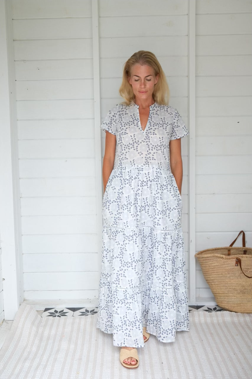 THE BREAKERS MAXI DRESS Blue Floral