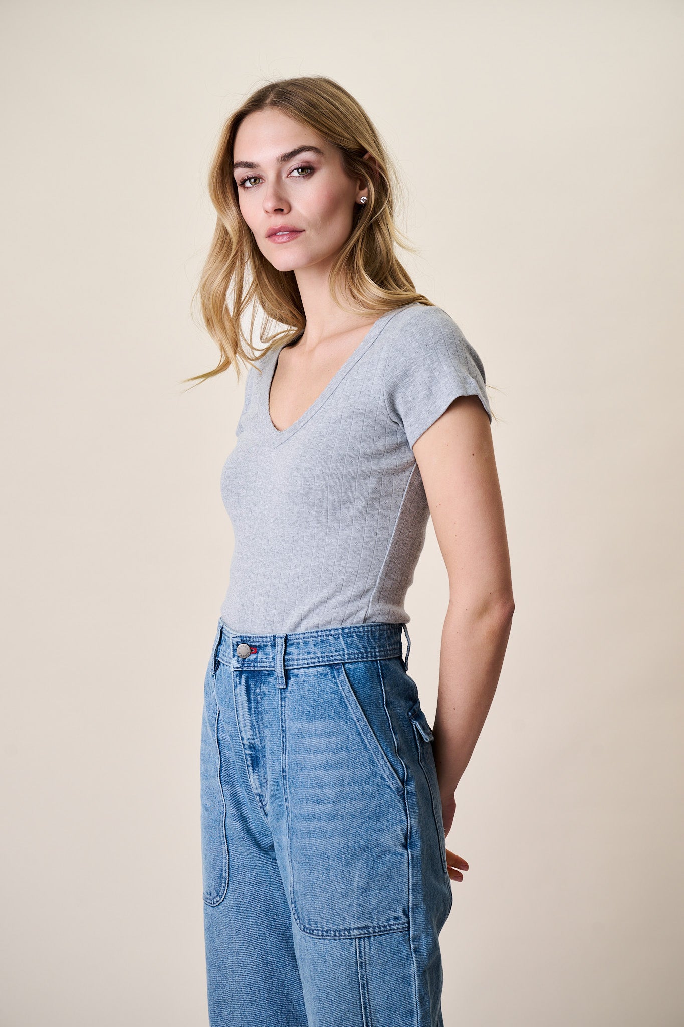 Pointelle V-Neck Tee - Grey