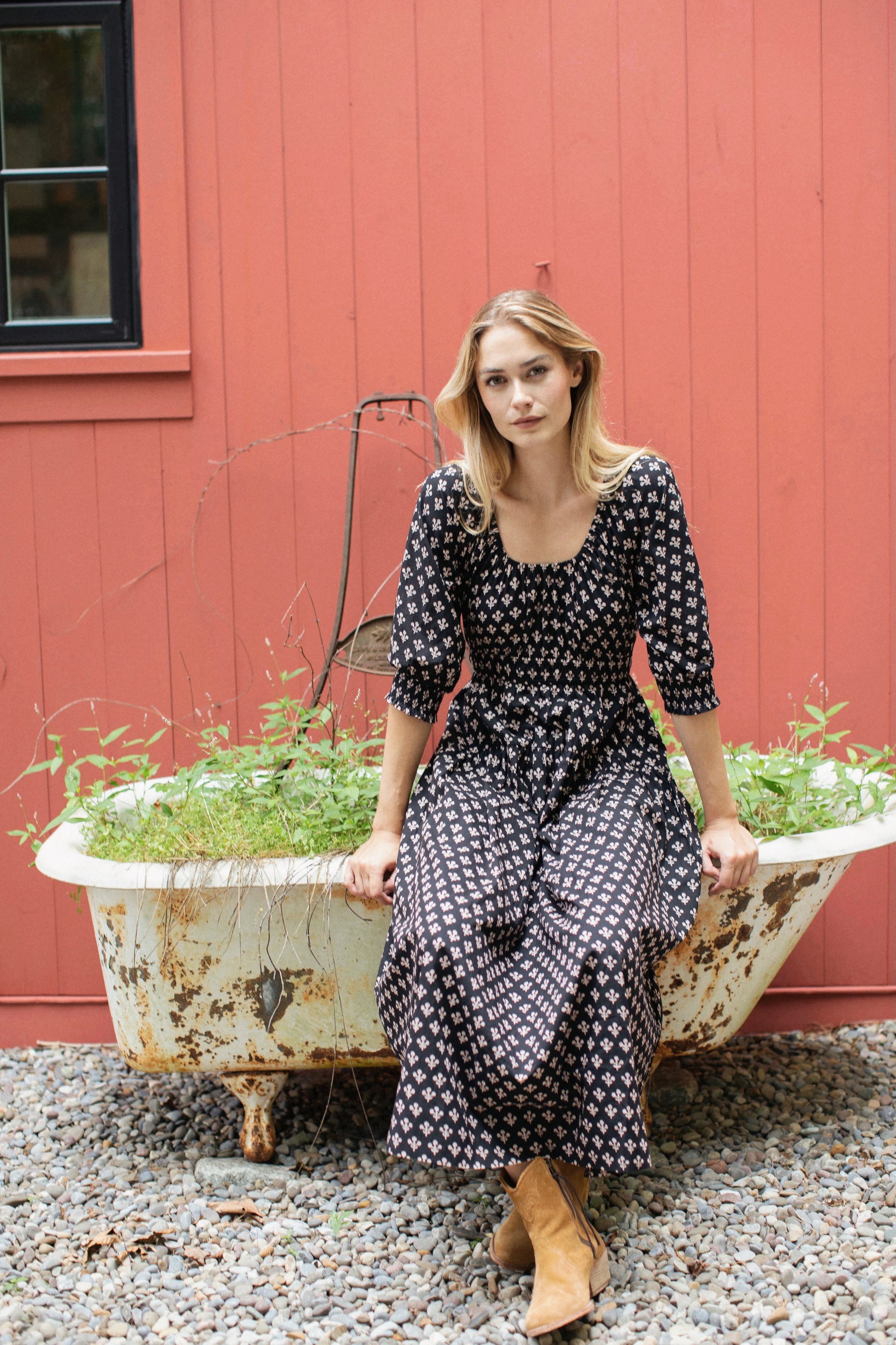 Abby Dress - Black Marea Flower