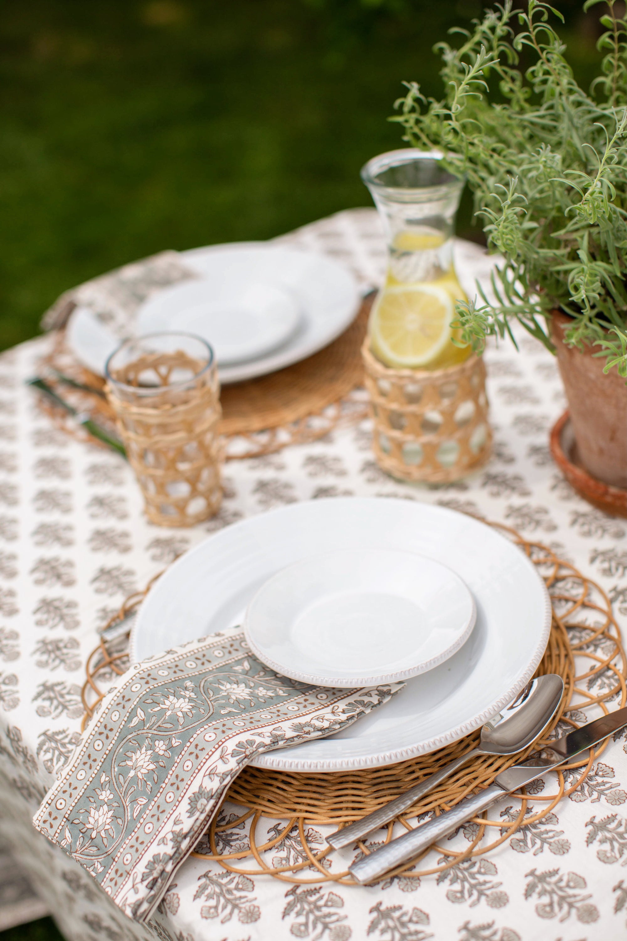 Tablecloth - Sage Primrose