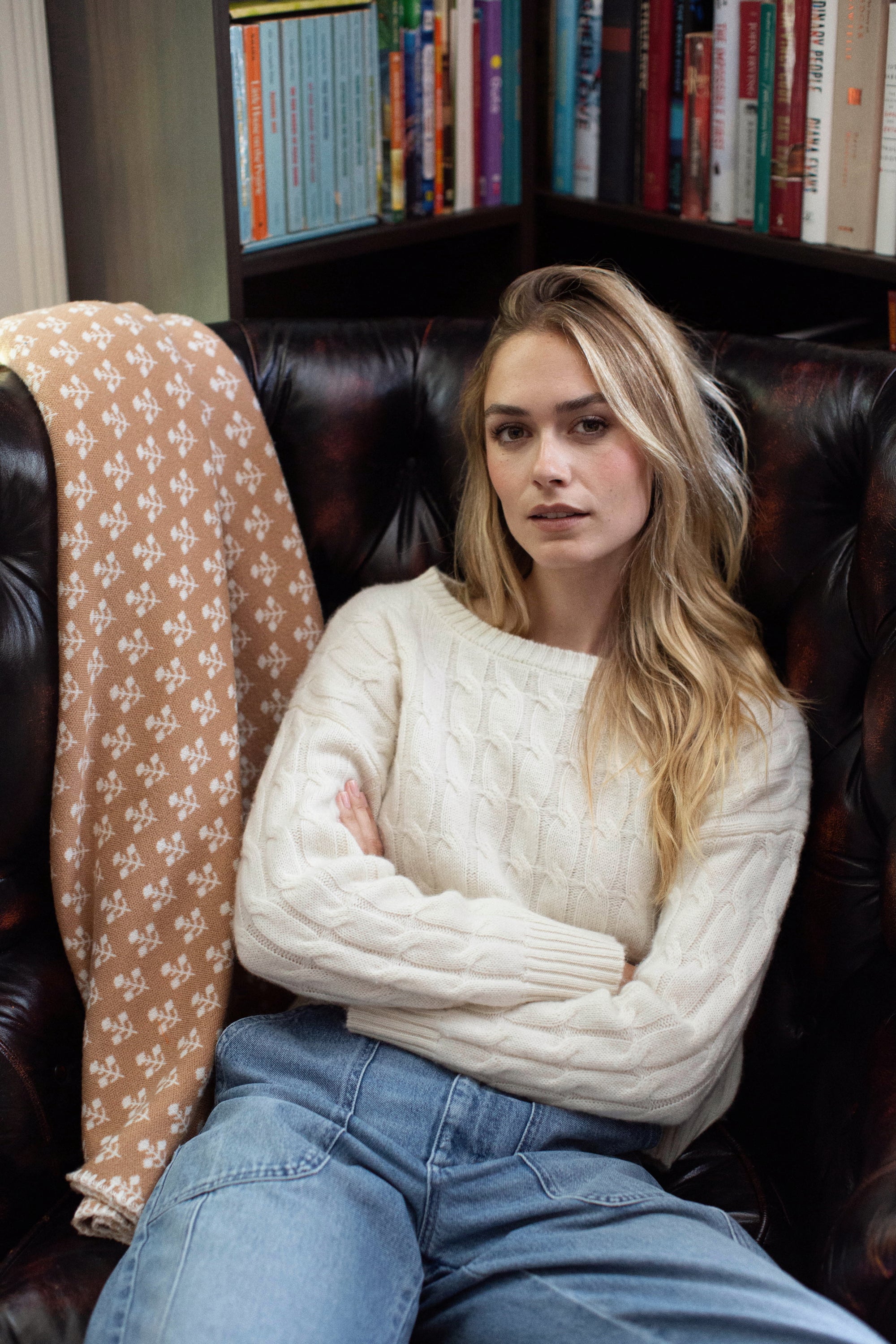 Slouchy Cable Knit Cashmere Sweater - Ivory