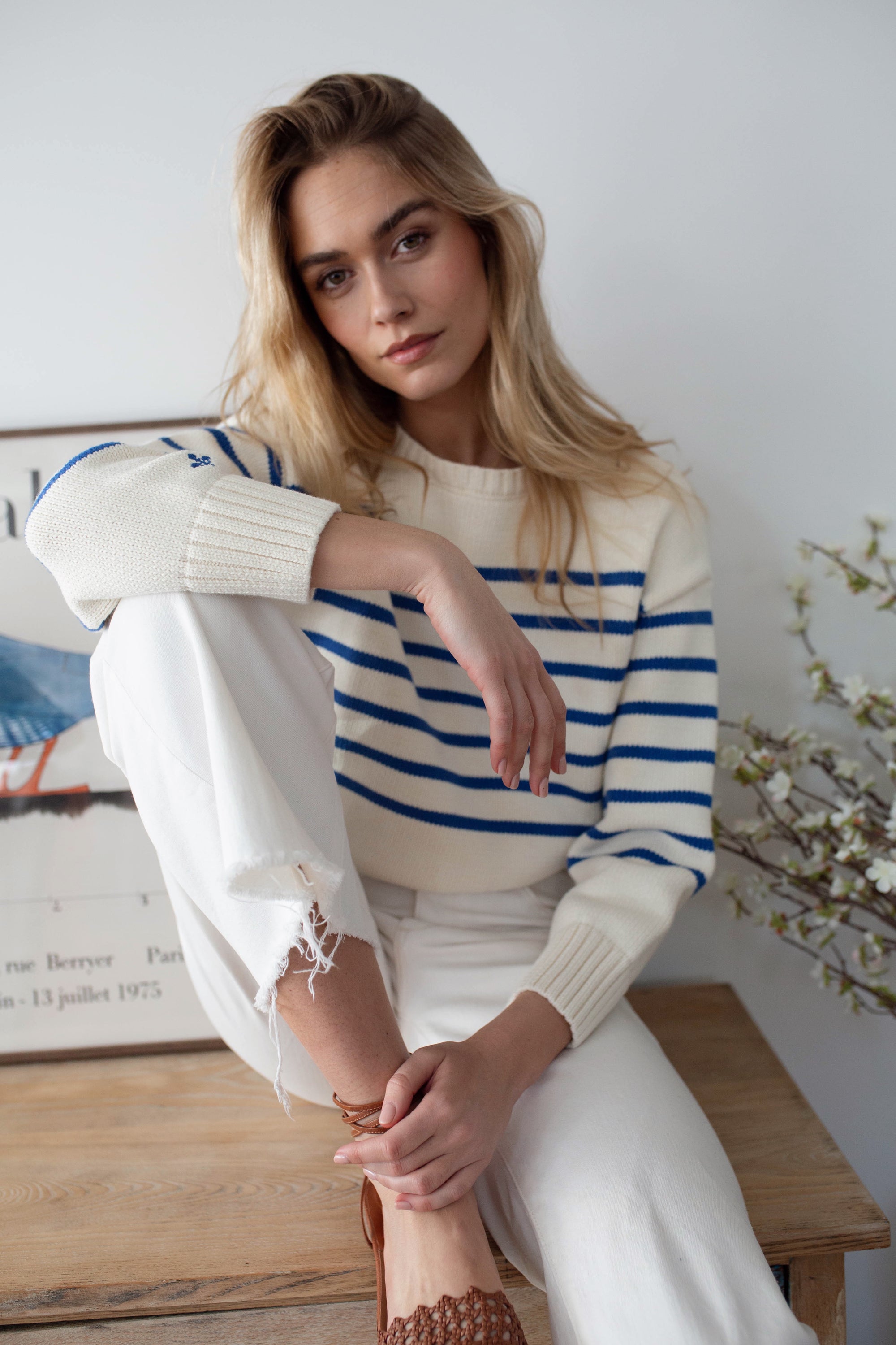 Lake Sweater - White/Tidal Blue