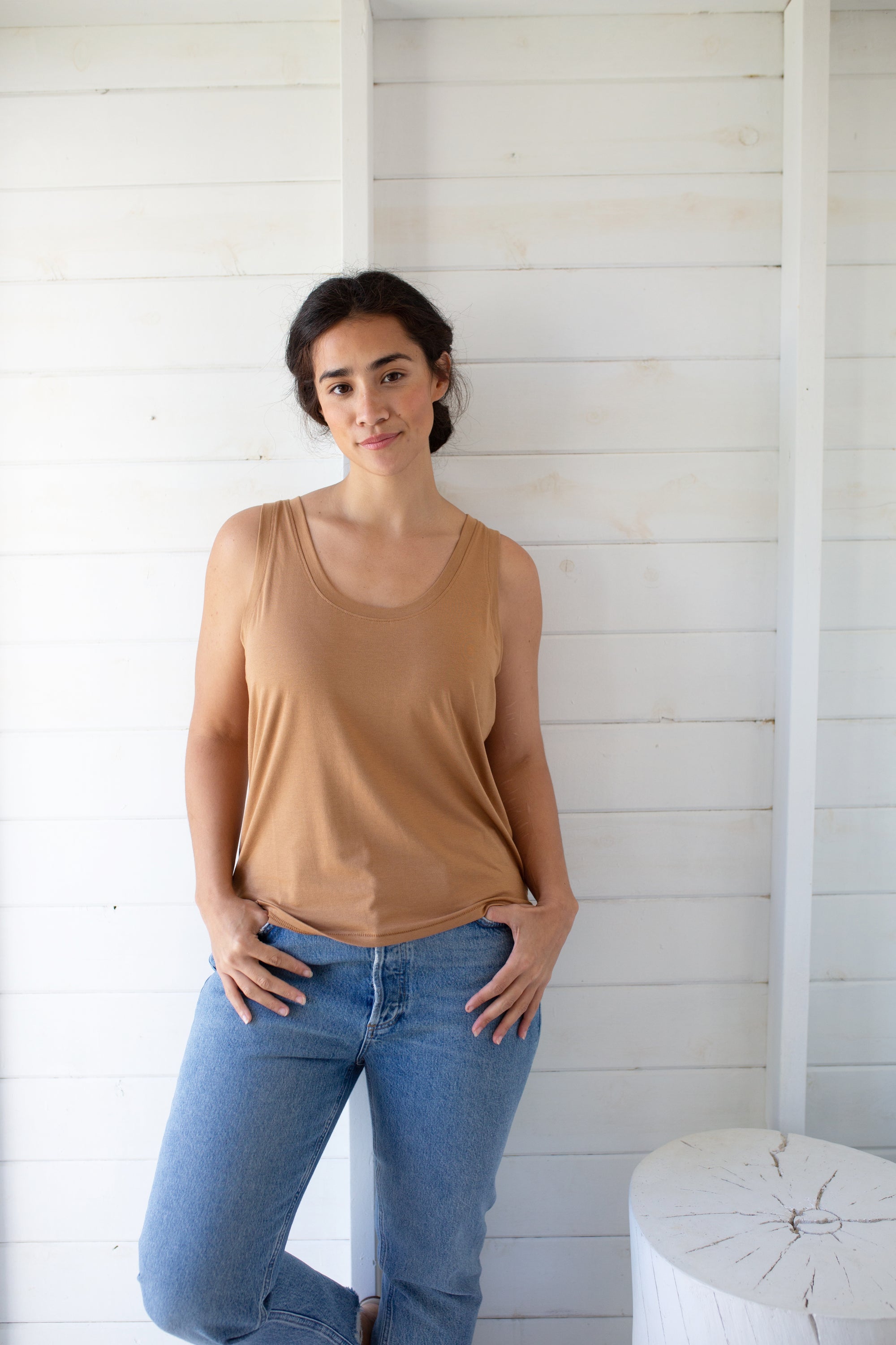 Soft Tee Scoop Tank - Camel