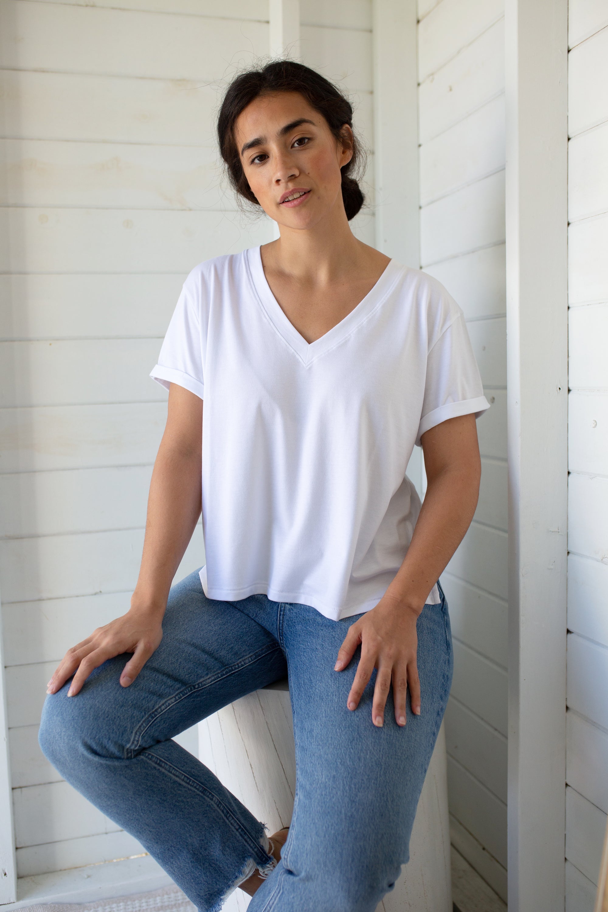 Short Sleeve Roller V Neck Tee - White