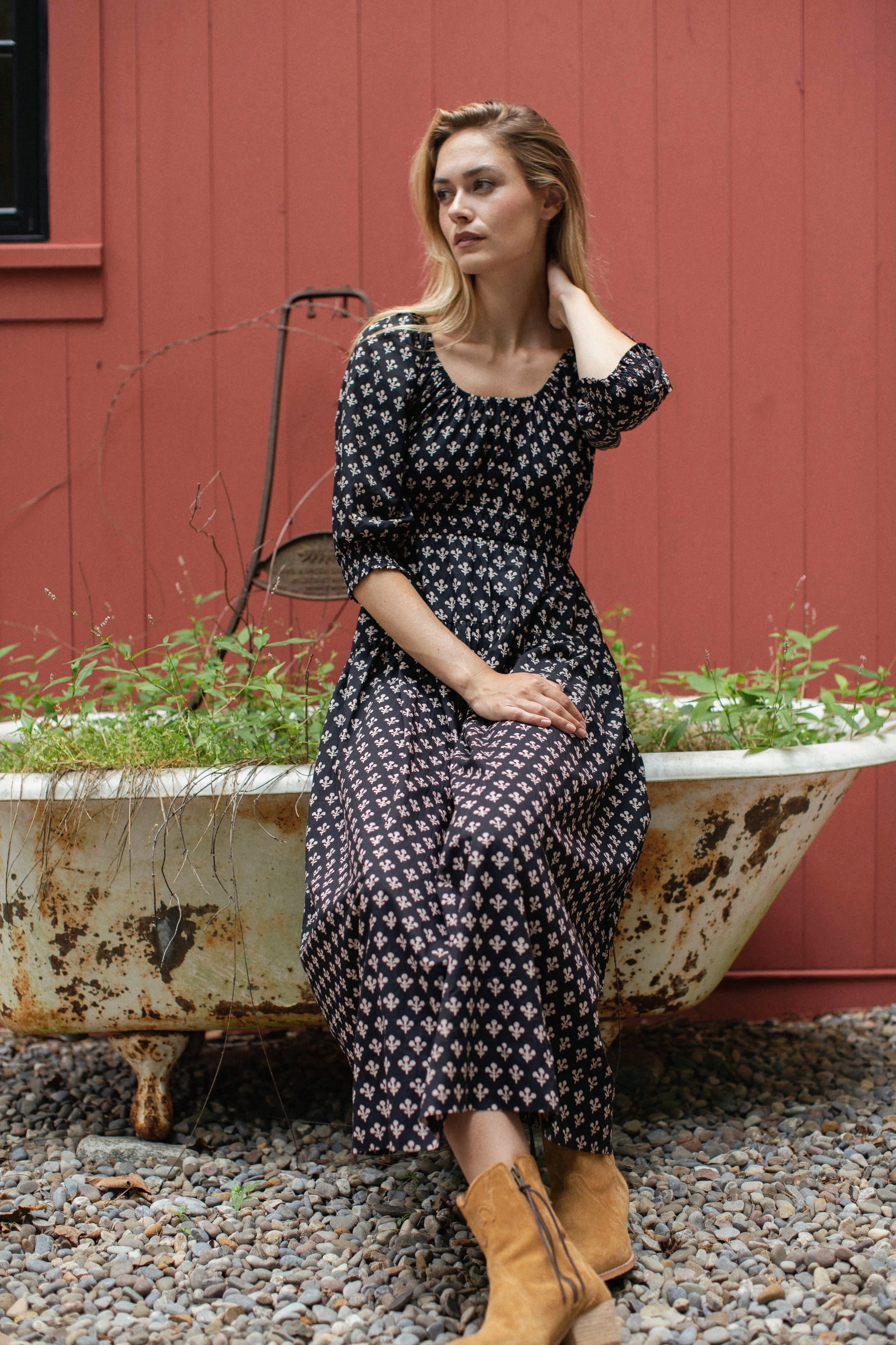Abby Dress - Black Marea Flower