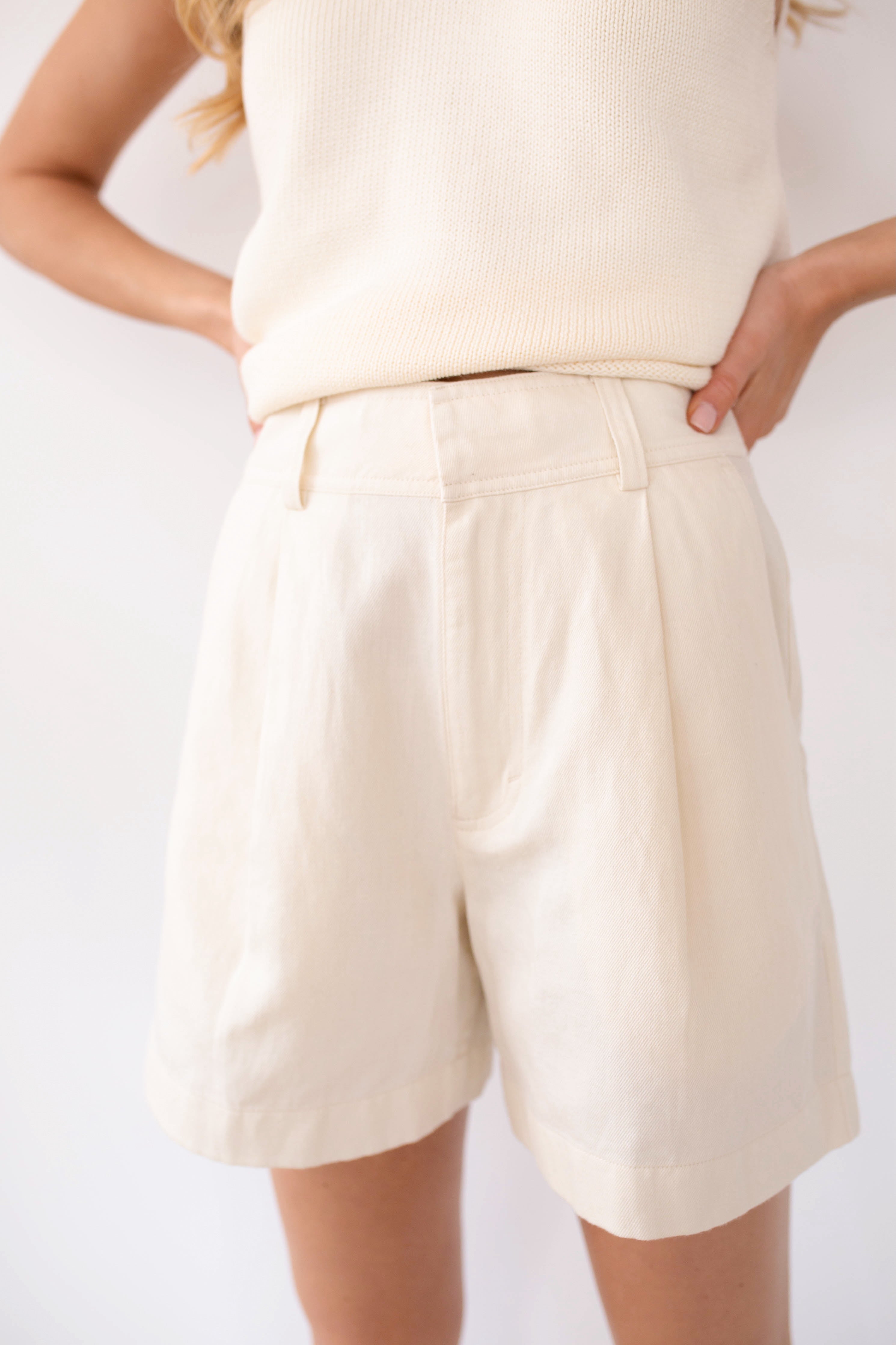 maatee&sons SHORT TROUSER 薄ベージュ size3 Maisie Trouser Shorts - Ivory SALE – Marea by Liz Joy