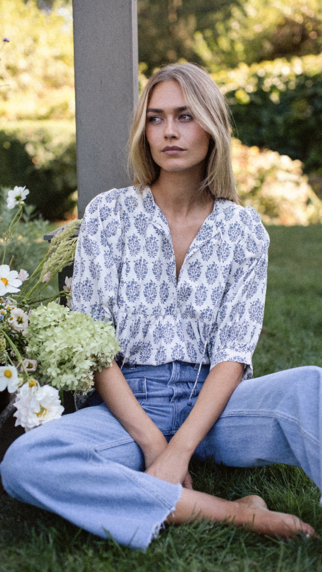 Steph Top - Ivory/Indigo Meadow