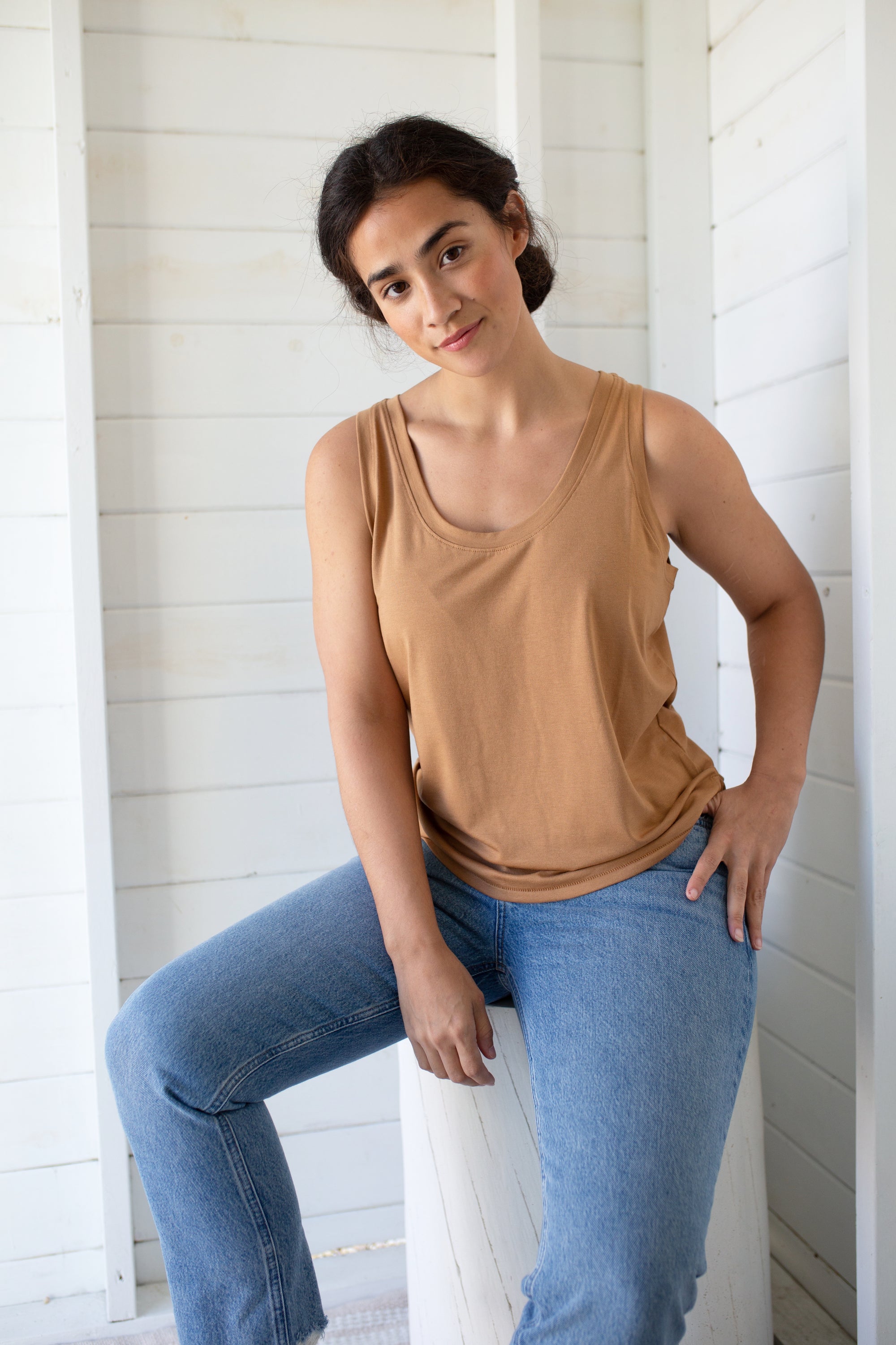 Soft Tee Scoop Tank - Camel