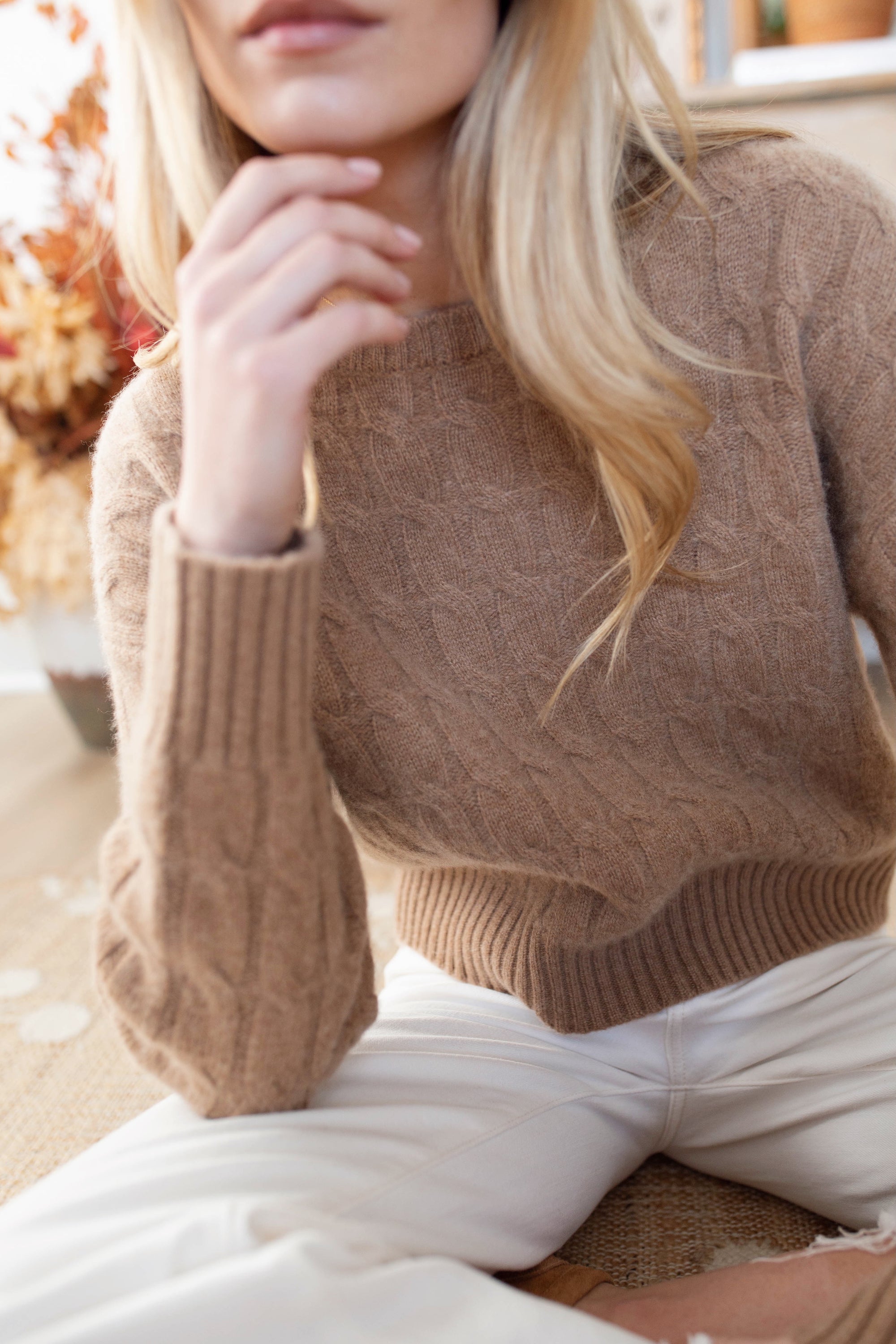 Slouchy Cable Knit Cashmere Sweater - Camel