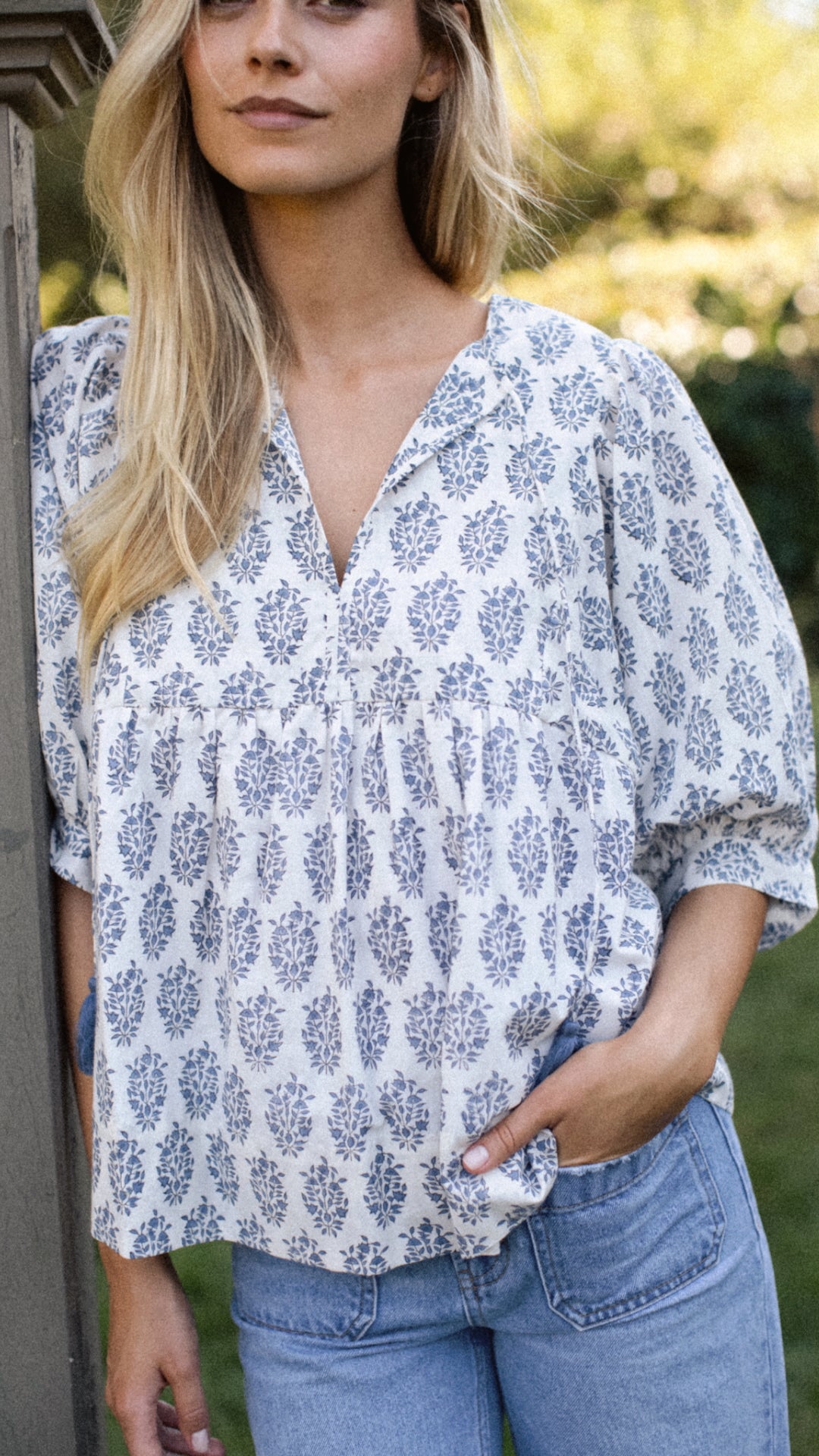 Steph Top - Ivory/Indigo Meadow