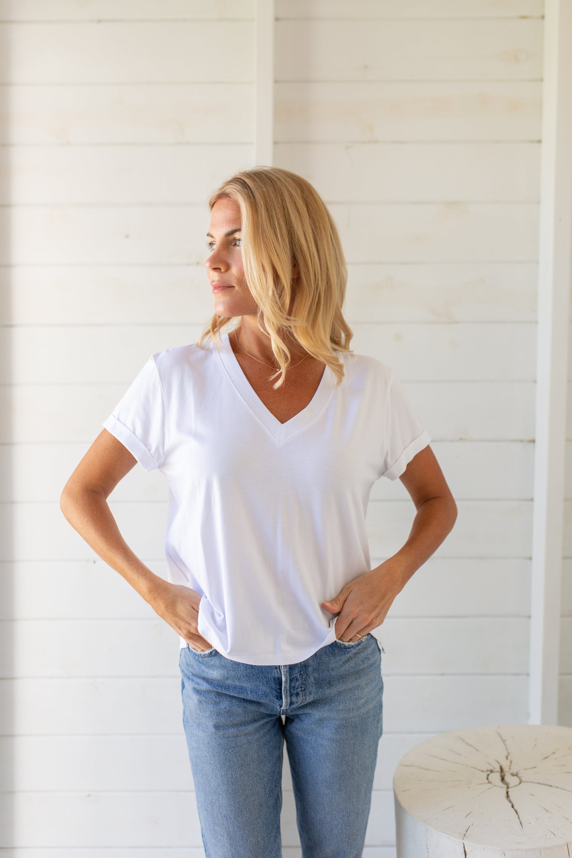 Short Sleeve Roller V Neck Tee - White