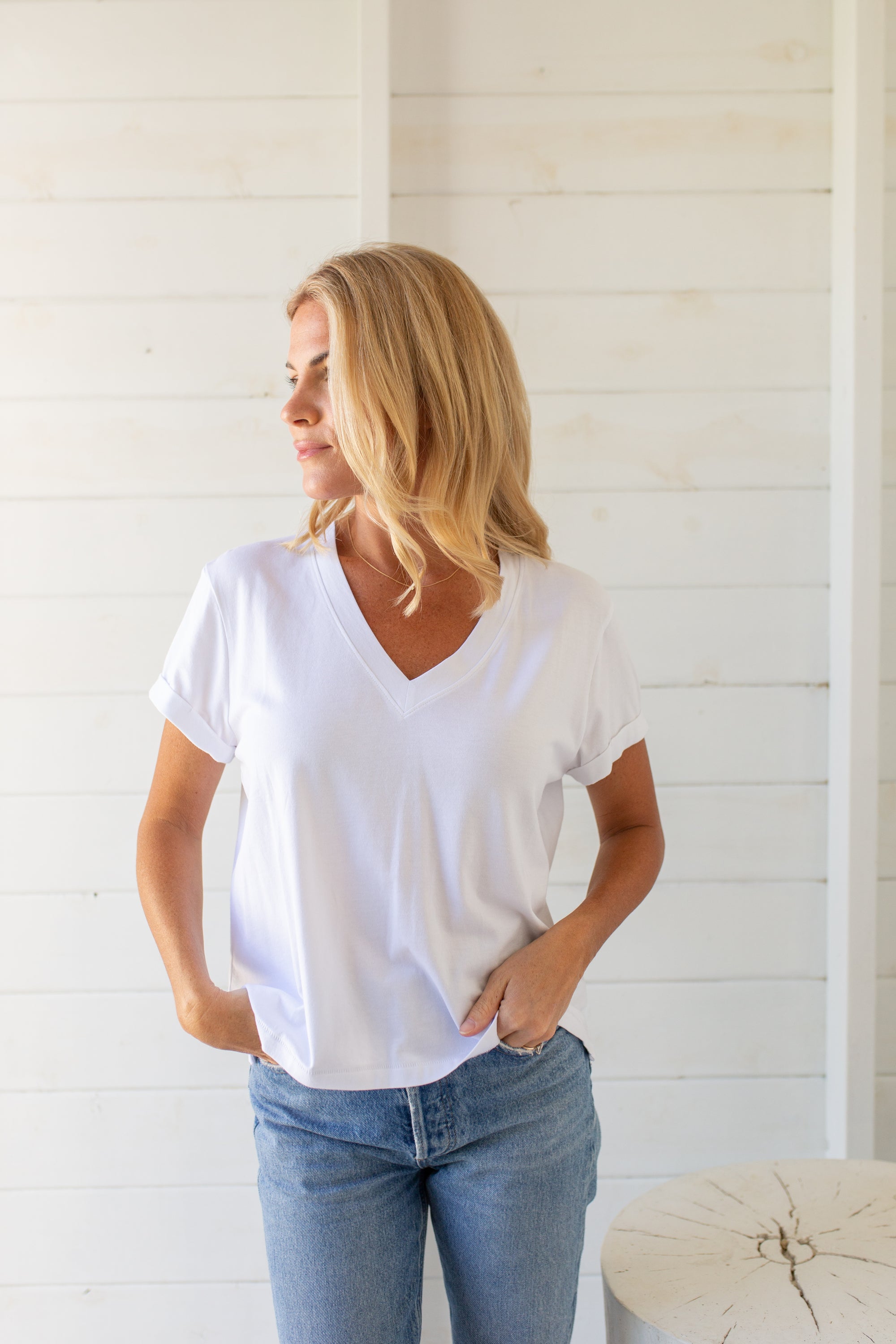 Short Sleeve Roller V Neck Tee - White